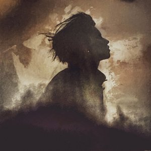 Vom Wind verwehte Silhouette von Kurosaki Sangan