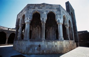 Divankhana-Pavillon, Palast der Schirwanschahs, Baku von Amadeo (after) Modigliani