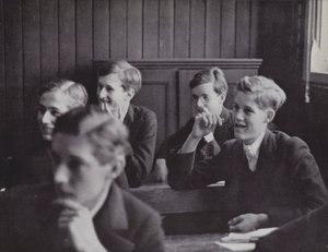 Die leichtere Seite des Lernens, eine Abteilung in den neuen Schulen, Eton von Laszlo Moholy Nagy