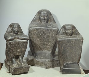 Blockstatuen von Akhamenru, Harwa und Amenemonet, 25.-26. Dynastie