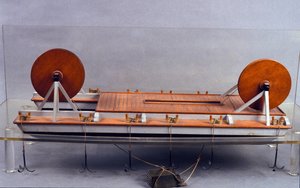 Flussbagger, Modell von Leonardo da Vinci (1452 - 1519). Museum für Wissenschaft und Technologie, Mailand. von Leonardo da (after) Vinci