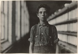 Jo Bodeon, ein "Back-Roper" im Maultierraum. Chase Cotton Mill, Burlington, Vermont