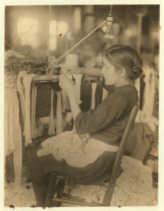 Cherokee Strumpffabrik, Rom, Georgia, beschäftigt Dreher und Schlingenmacher im Alter von 8 und 9 Jahren, 1913