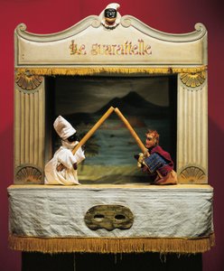 Punch (Pulcinella) und Pasquale Terremoto, Puppen aus dem Maria Imperatrice Guarattelle Theater, Neapel, Italien (Foto) von Unbekannt Unbekannt