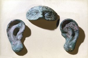Römische Votivaugen und -ohren, Bronze, 200 v. Chr.-100 n. Chr.