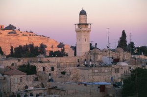 Ansicht eines Minaretts im muslimischen Viertel, Jerusalem von Unbekannt Unbekannt