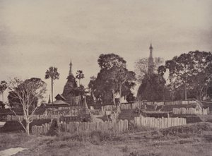 Rangun: Nordeingang zur Shwe-Dagon-Pagode von Linnaeus Tripe