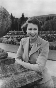 Königin Elizabeth II in Balmoral, 28. September 1952 von Lisa Sheridan