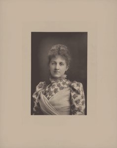 Porträt der Pianistin und Komponistin Liza Lehmann 1862-1918 von London . Photo studio W. and