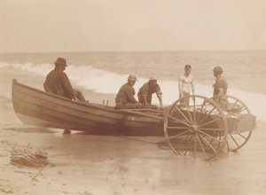 Fischer entladen ein Boot, Sea Bright, New Jersey von Louis Comfort Tiffany