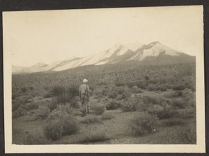 Figur in Landschaft von Louis Fleckenstein