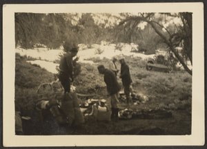 [Figuren am Lagerplatz] von Louis Fleckenstein