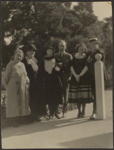 Gruppenporträt im Park