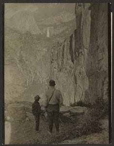 Liberty Cap und Nevada Falls, vom Ledge Trail, Yosemite Nationalpark von Louis Fleckenstein