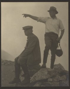 [Zwei nach links blickende Männer, Old Baldy Peak] von Louis Fleckenstein