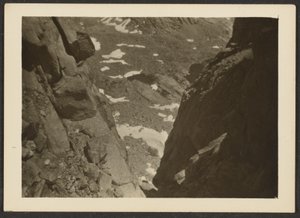 Tal-Landschaft von oben von Louis Fleckenstein