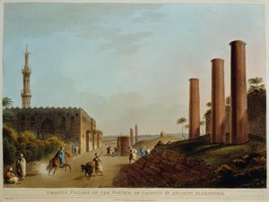 Granitkolonnen aus dem antiken Portikus in Alexandria
