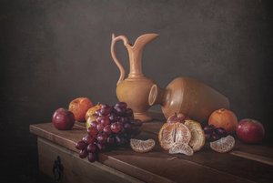 Rustikales Früchte-Stillleben von Margareth Perfoncio