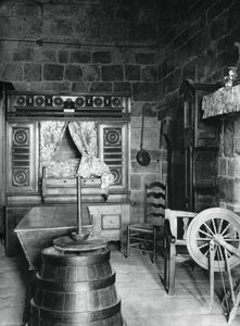 Innenansicht, Dinan, Bretagne, Frankreich, 1937 von Martin Hurlimann
