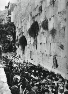 Westliche Mauer des Tempelbergs, Jerusalem, 1937 von Martin Hurlimann