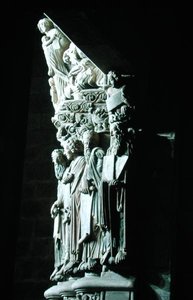 Detail des Portico de la Gloria mit den alttestamentlichen Propheten
