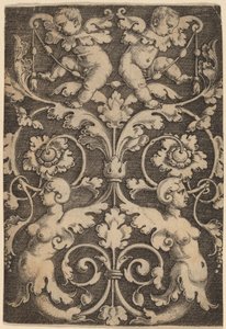 Aufrechtes Ornament mit zwei Sirenen