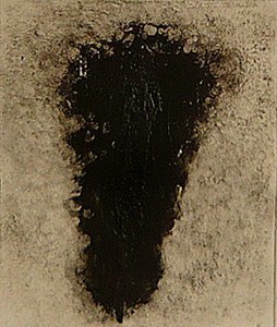 Ossie, 2009 von Matthew Hilton