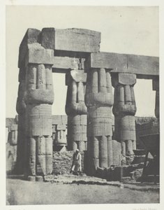 Luxor, Säulengruppe im Palast; Theben von Maxime Du Camp