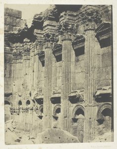 Tempel des Jupiter in Baalbek (Heliopolis, Inneres des Naos; Syrien) von Maxime Du Camp
