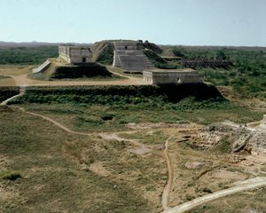 Blick auf den Gouverneurspalast, 9.-10. Jahrhundert