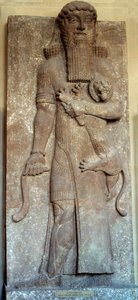 Mesopotamien: Statue von Sargon, der einen Löwen bezwingt, genannt Gilgamesch. Hof von Khorsabad (Khunsabad) 8. Jahrhundert. Paris, Louvre Museum