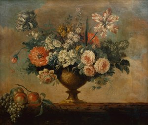 Rosen, Tulpen, Nelken und andere Blumen in einer Urne