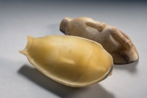 Zweiteiliges Gefäß in Form einer Ente (Alabaster) von Middle Kingdom Egyptian