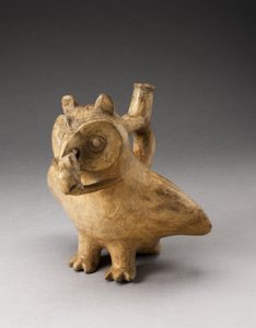 Henkel-Ausgussgefäß in Form einer Eule, die eine Maus frisst, 100 v. Chr.-500 n. Chr.