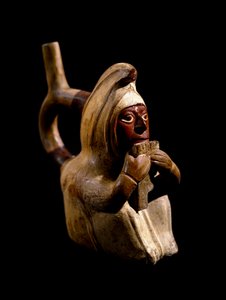 Präkolumbische Kunst, Mochica-Kultur: anthropomorphes Gefäß, das einen Panflötenspieler darstellt. 200 v. Chr.-700 n. Chr. Göteborg, Ethnographisches Museum