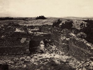 „Ein Imperium aufbauen“ im faschistischen Zeitalter: Axum-Ruinen des Sonnentempels in Adulis, 09/05/1936 von Modestino Baldinetti