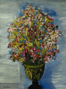 Blumen in einer grünen Vase