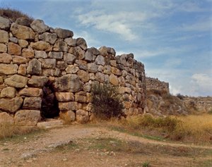 Mykenische Kunst: westliche Treppe, die Zugang zur mykenischen Zitadelle gibt, Stadt Tiryns, um 1200 v. Chr. Griechenland