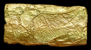 Goldblechabdeckung für glasvasenförmige Plakette von Mycenaean