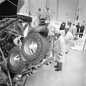 Apollo 16 - NASA, 1971 von NASA Images
