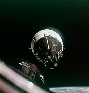 Erstes Rendezvous im Weltraum, 15. Dezember 1965