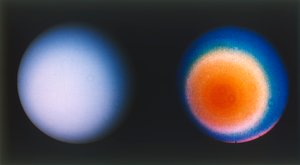 Uranus von der Raumsonde Voyager 2 von NASA Images