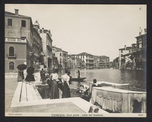 Ansicht des Canal Grande in Venedig von Neue Photographische Gesellschaft