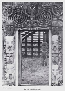 New Plymouth, Neuseeland: Geschnitztes Maori-Tor von New Zealand Photographer