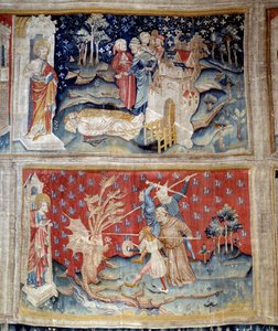 Der Vorhang der Apokalypse: die Leichen liegen auf dem Boden, der Drache kämpft gegen die Diener Gottes, verkörpert durch einen Mönch und Laien. 1373-1383. hergestellt von Nicolas Bataille (1330-1405) Angers, Museum der Tapisserie von Nicolas Bataille