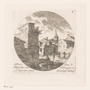 Figuren bei Ruine eines Tores