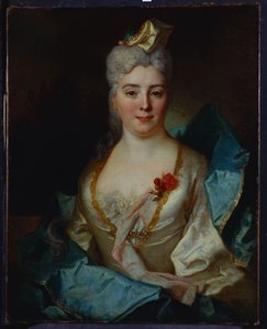 Porträt einer Dame, die ein weißes Kleid und einen blauen Umhang trägt von Nicolas de Largillière