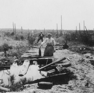 Die Hauptstraße, Hill 60, Belgien, Erster Weltkrieg, um 1914-1918