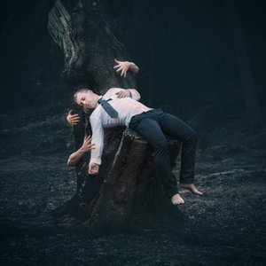 Surrealer Waldschlaf von Nuno Araujo