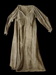Das Hexenkleid von Veringenstadt von Objects of History